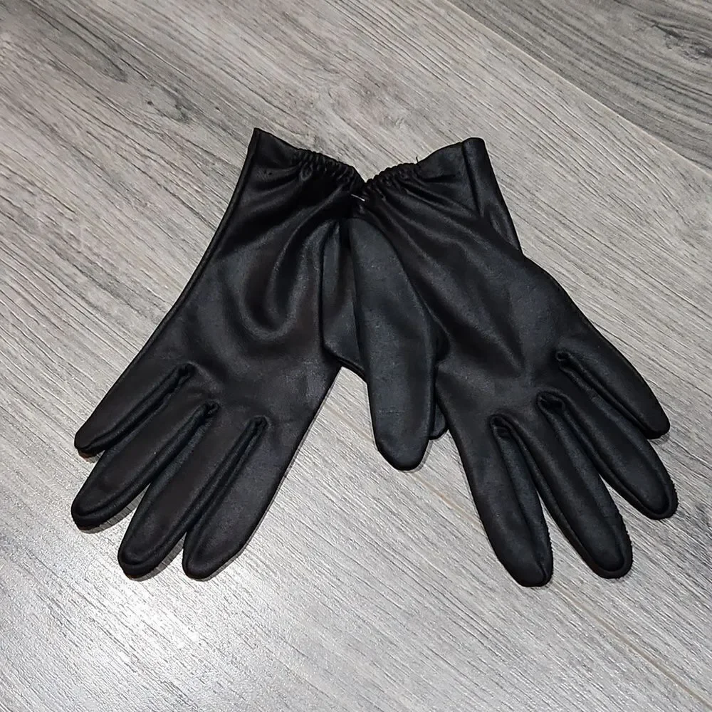 EUC Fownes Black Satin Nylon Short Hand Gloves